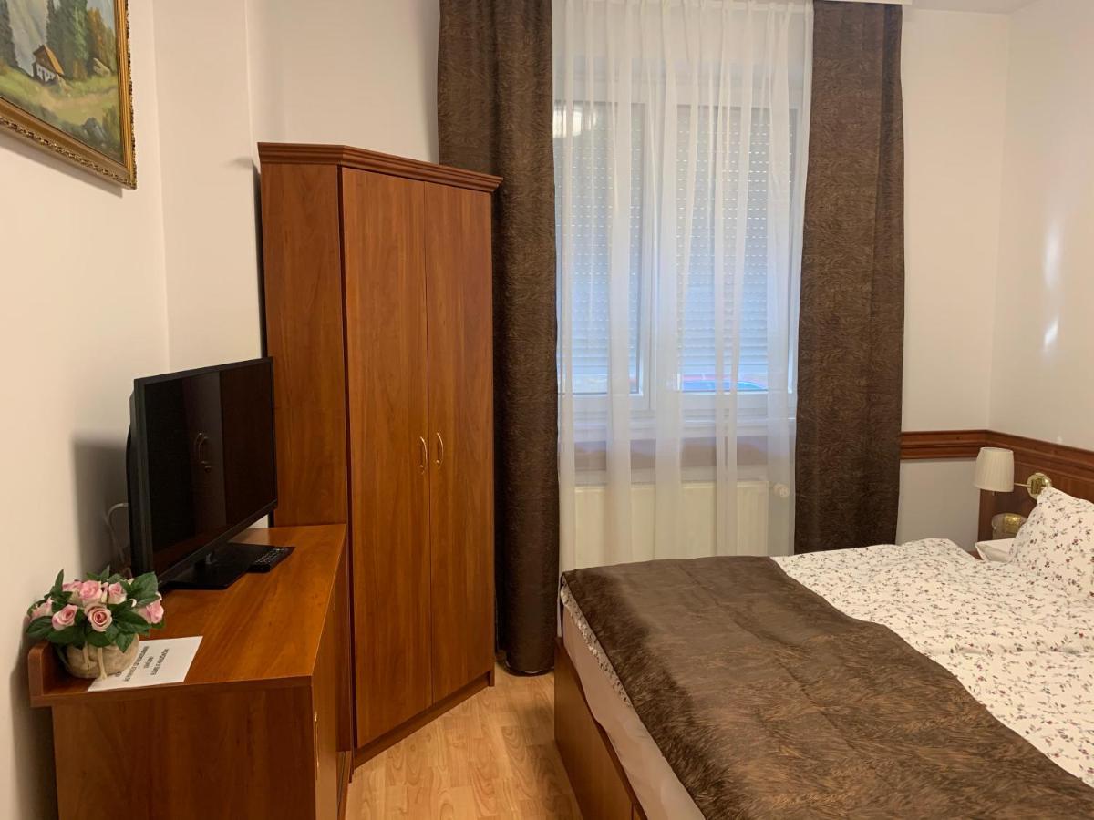 Konig Apartman Hévíz Buitenkant foto