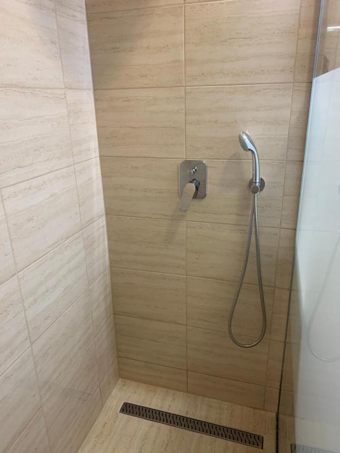 Konig Apartman Hévíz Buitenkant foto